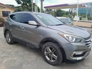 Hyundai Santa Fe SE Ultimate AWD 2018 Gray