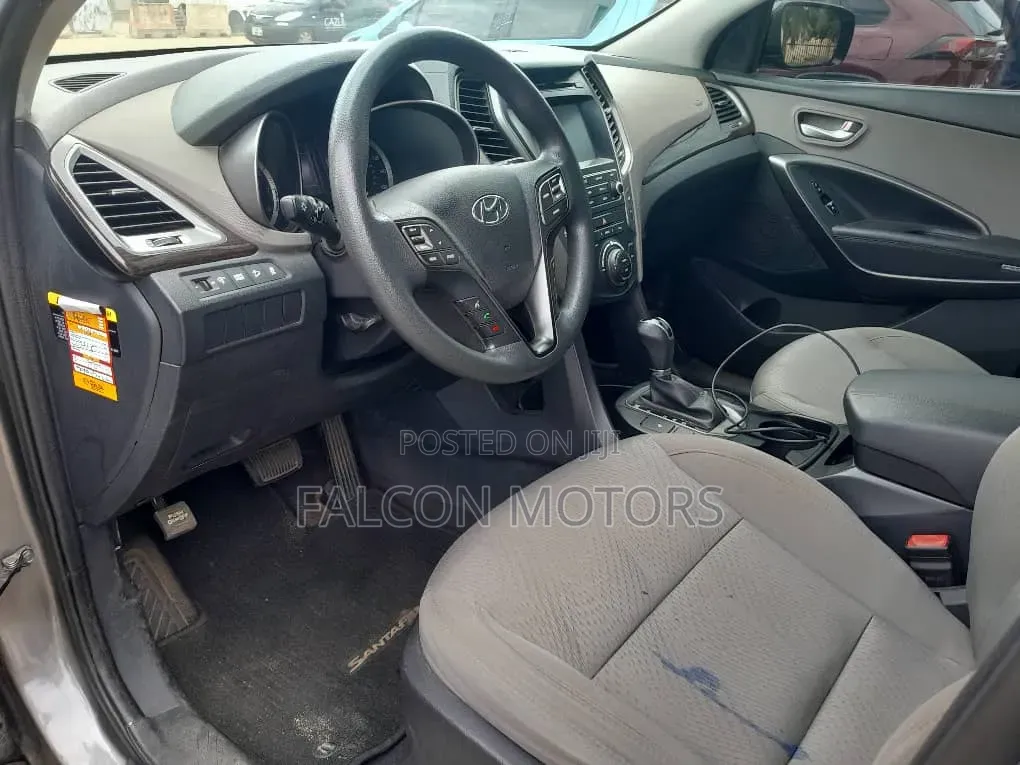 Hyundai Santa Fe SE Ultimate AWD 2018 Gray