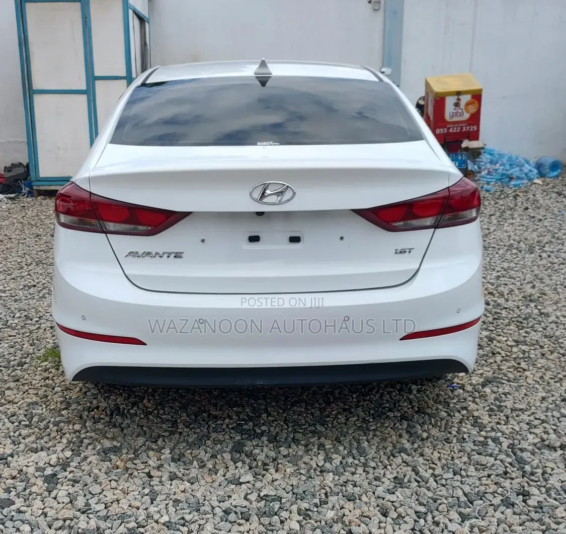 Hyundai Avante 2017 White