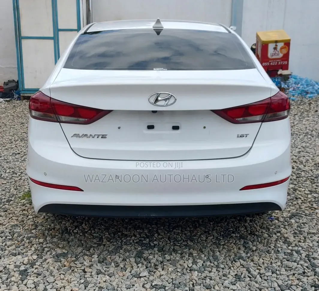Hyundai Avante 2017 White