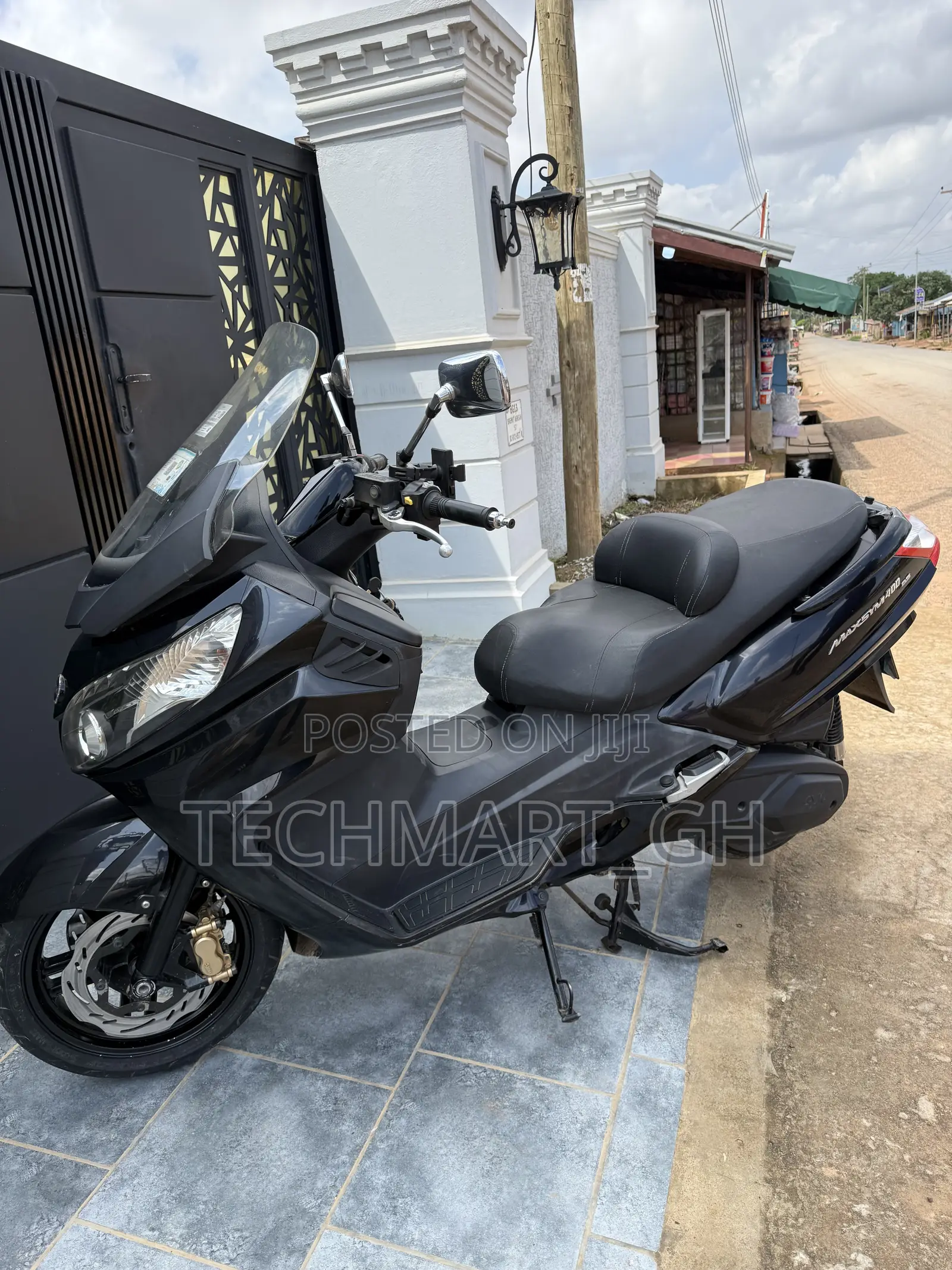 SYM Maxsym 2020 Black