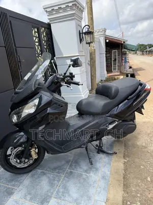 SYM Maxsym 2020 Black