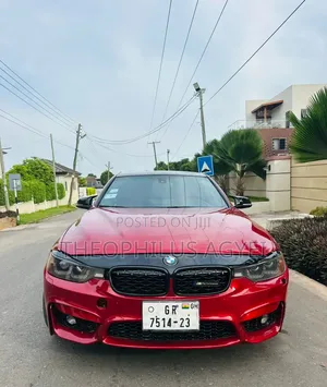 BMW 328i 2018 Red