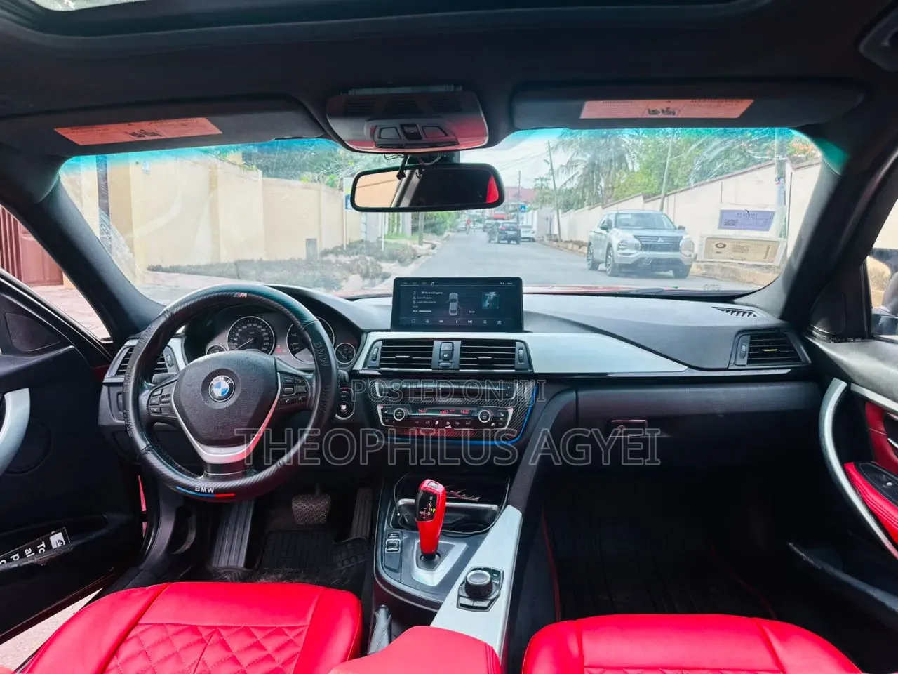 BMW 328i 2018 Red