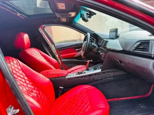 BMW 328i 2018 Red