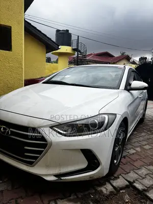 Hyundai Avante 2018 White