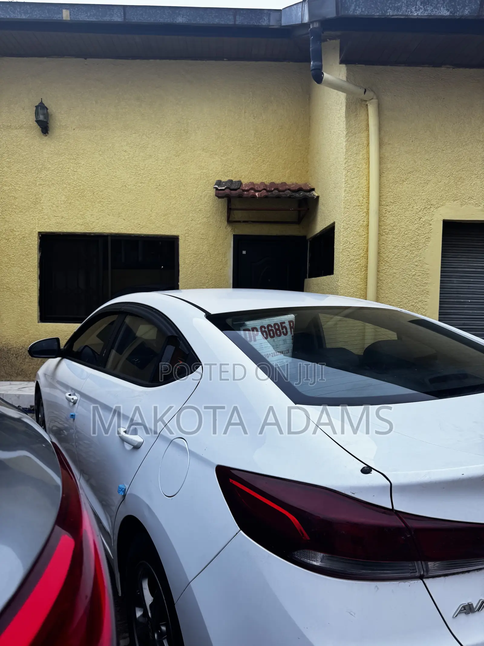 Hyundai Avante 2018 White