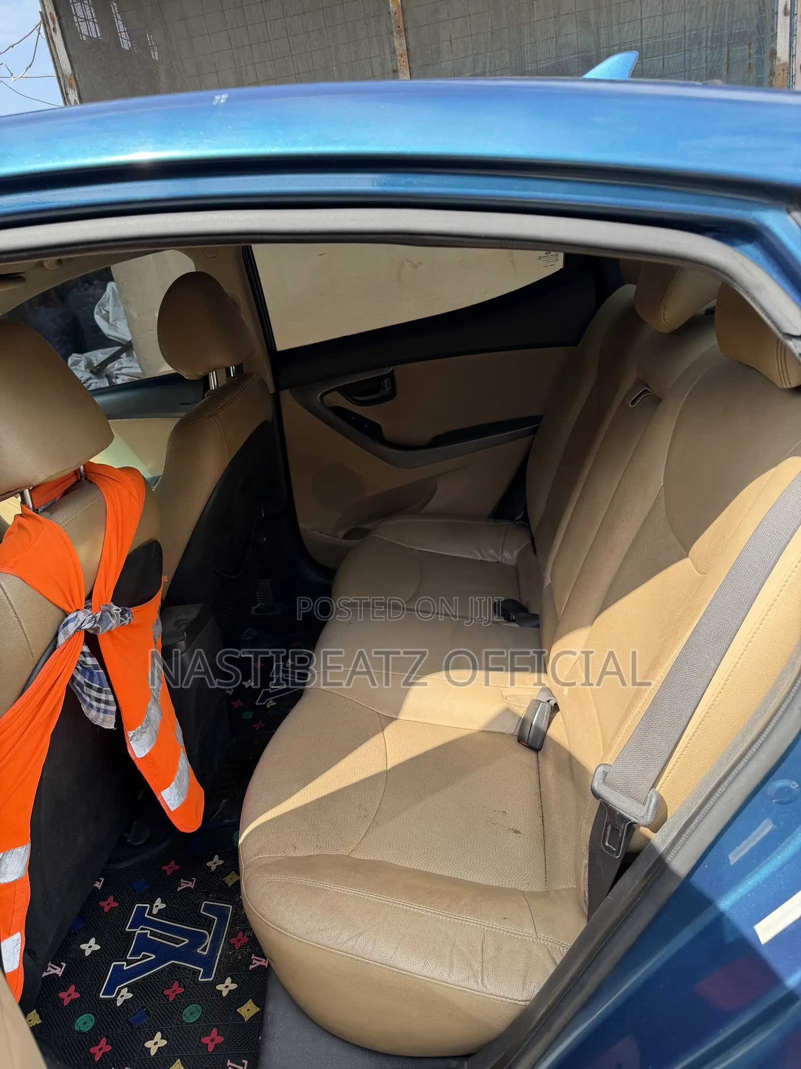 Hyundai Elantra Limited Sedan FWD (1.8L 4cyl 6A) 2013 Blue