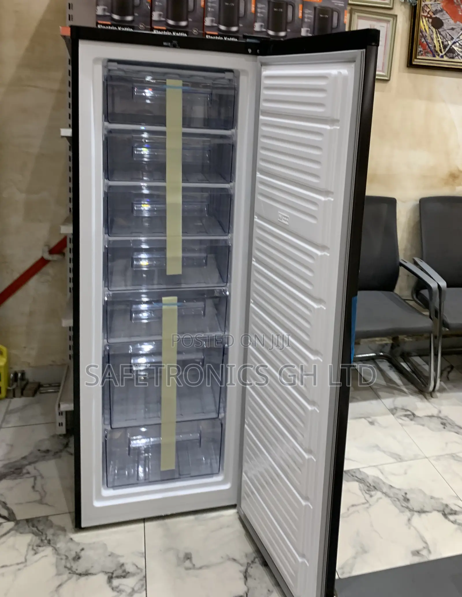 Exclusive Pearl Puf-370-1a Upright Standing Freezer