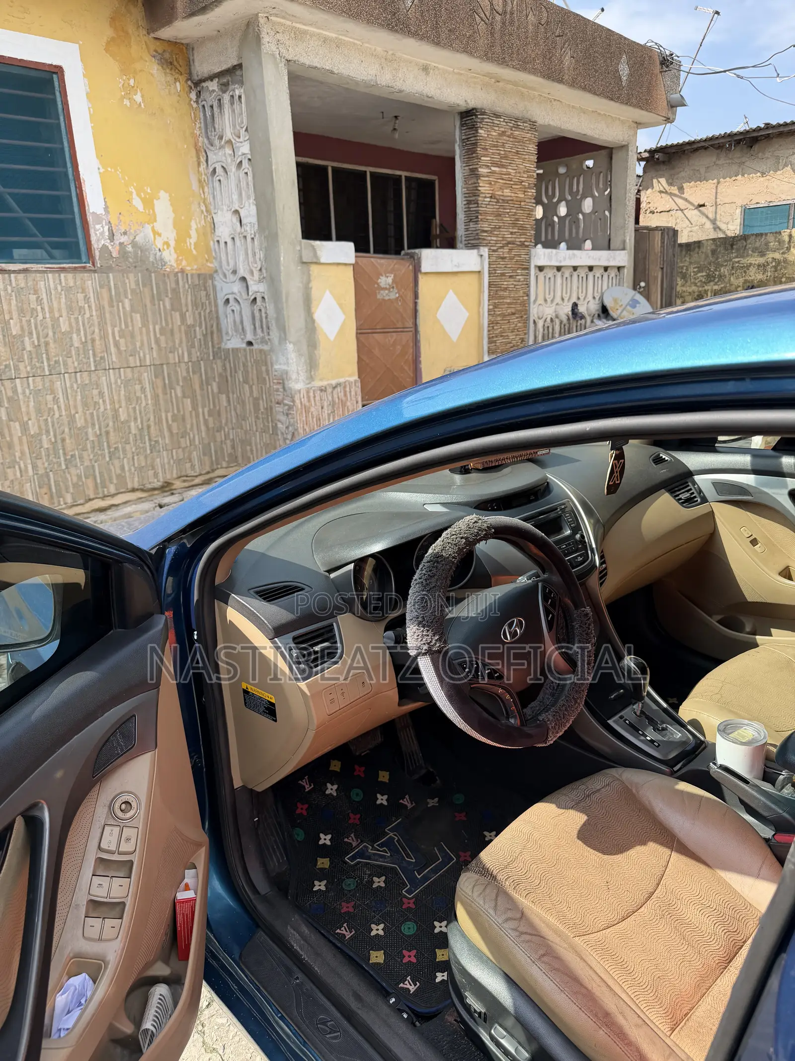 Hyundai Elantra Limited Sedan FWD (1.8L 4cyl 6A) 2013 Blue