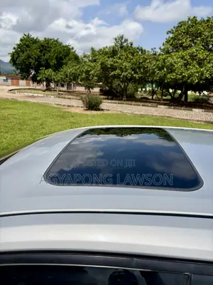 Toyota Corolla LE 2021 Silver