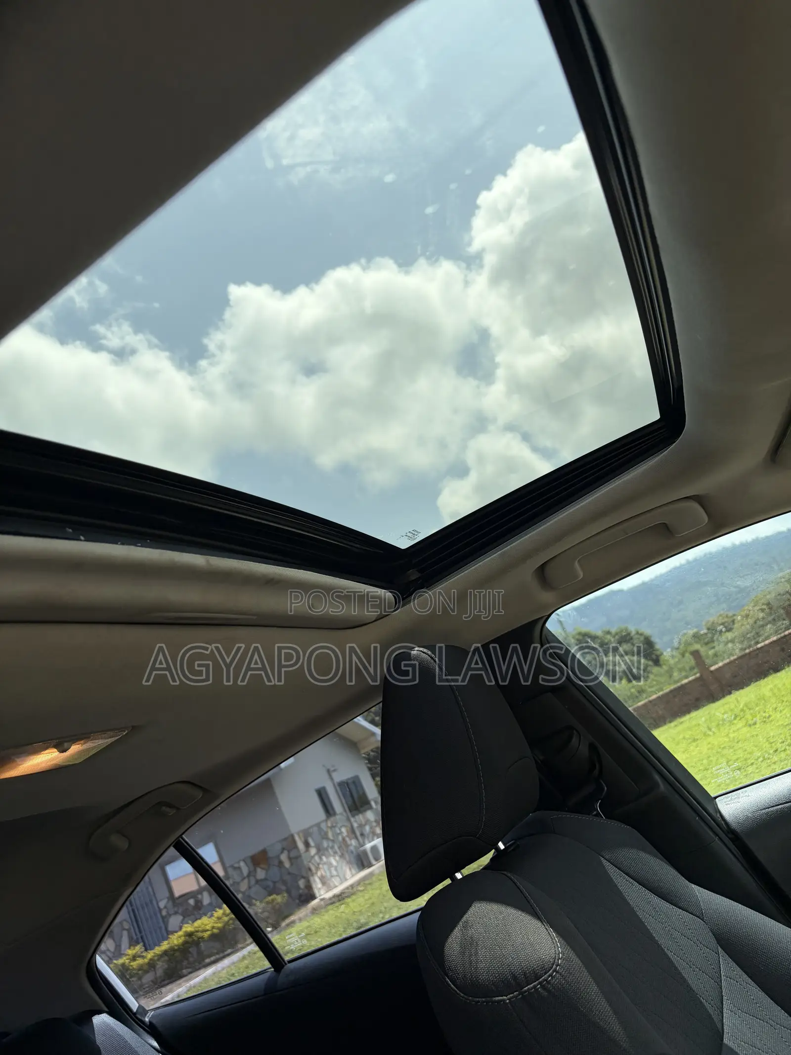 Toyota Corolla LE 2021 Silver