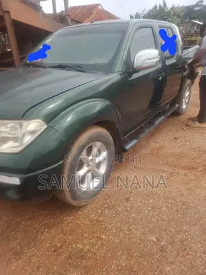 Nissan Navara 2014 Green