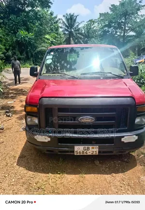 Ford E350 2008 Red