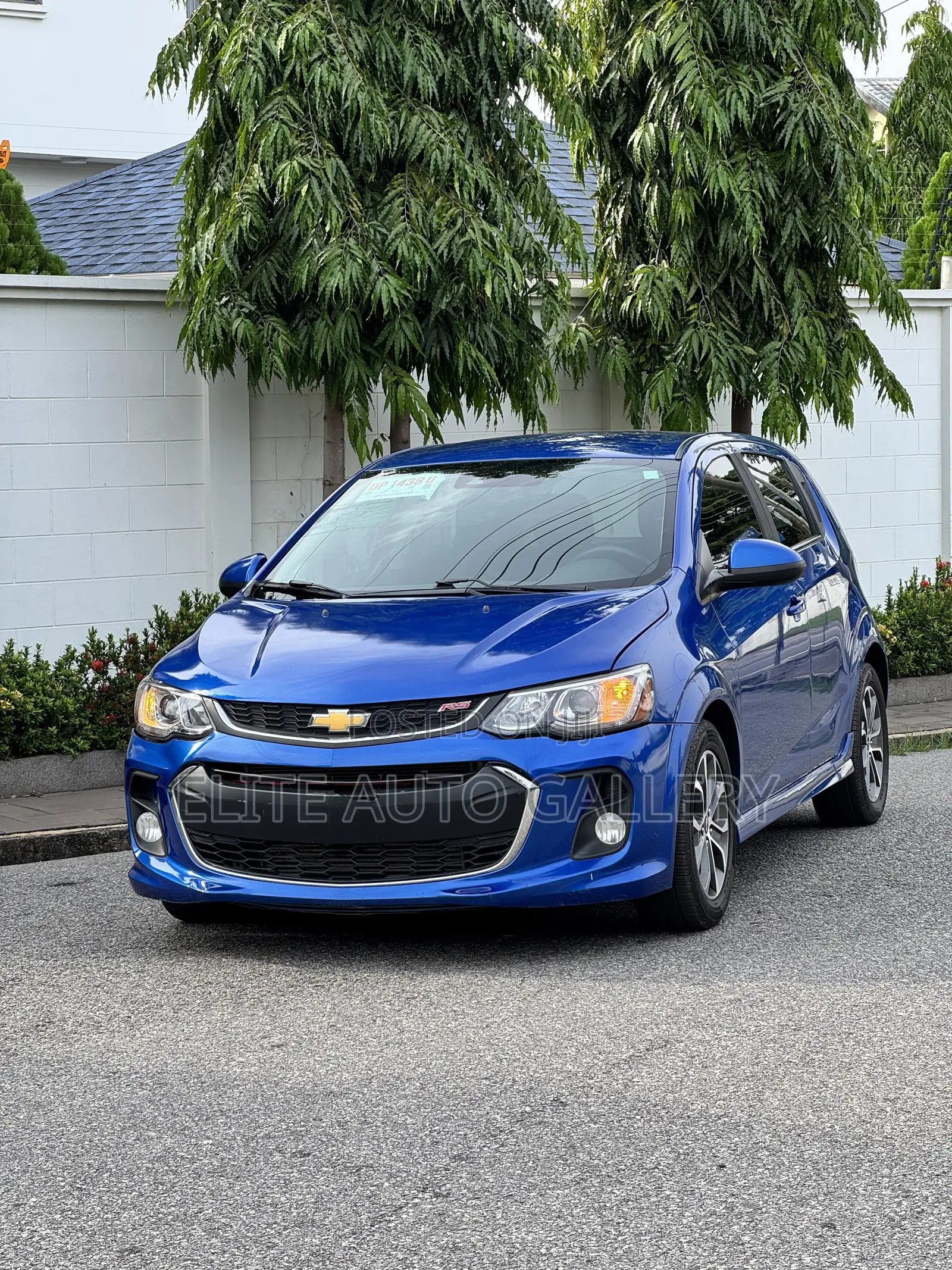 Chevrolet Sonic LT 2018 Blue