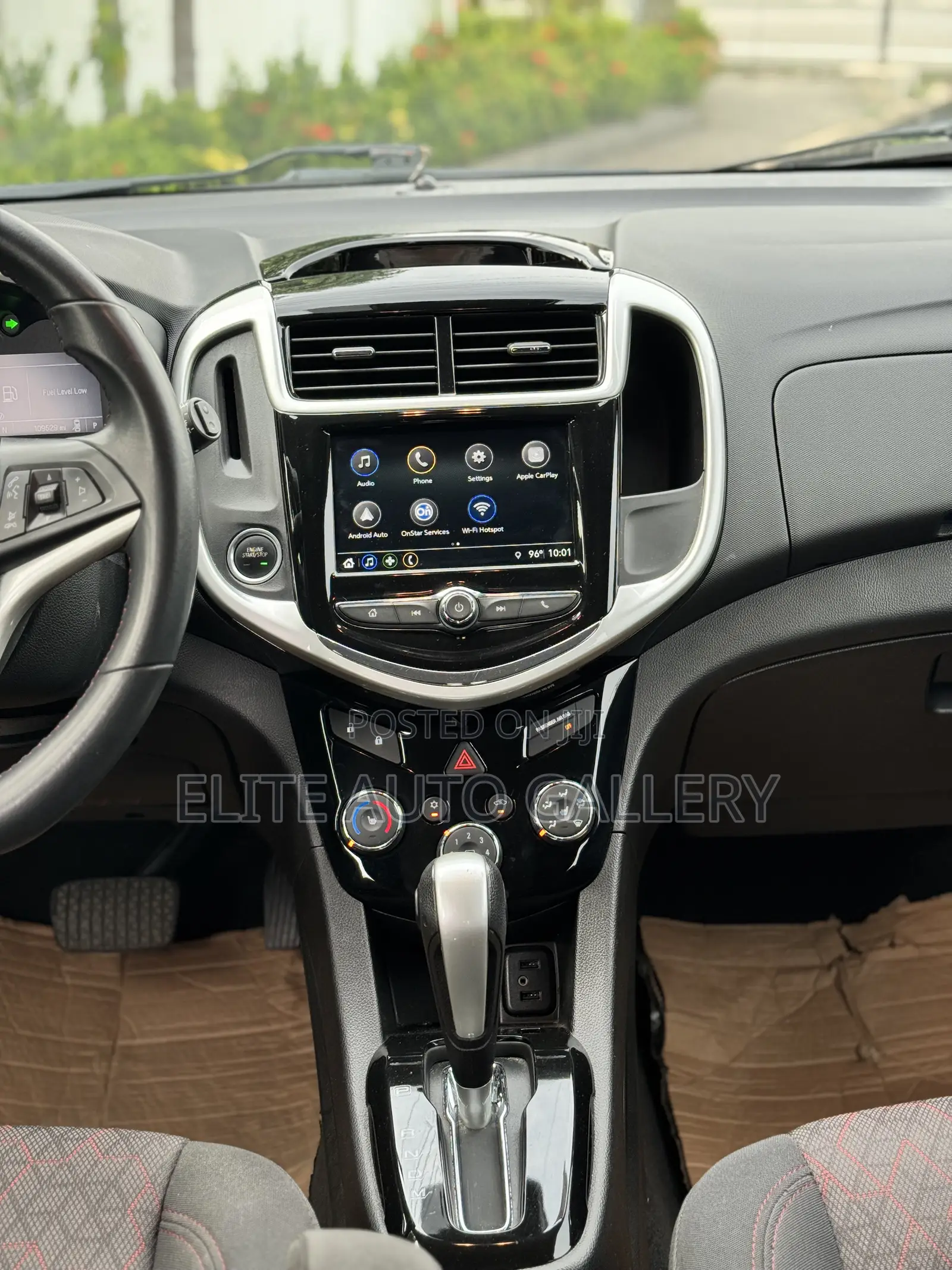 Chevrolet Sonic LT 2018 Blue
