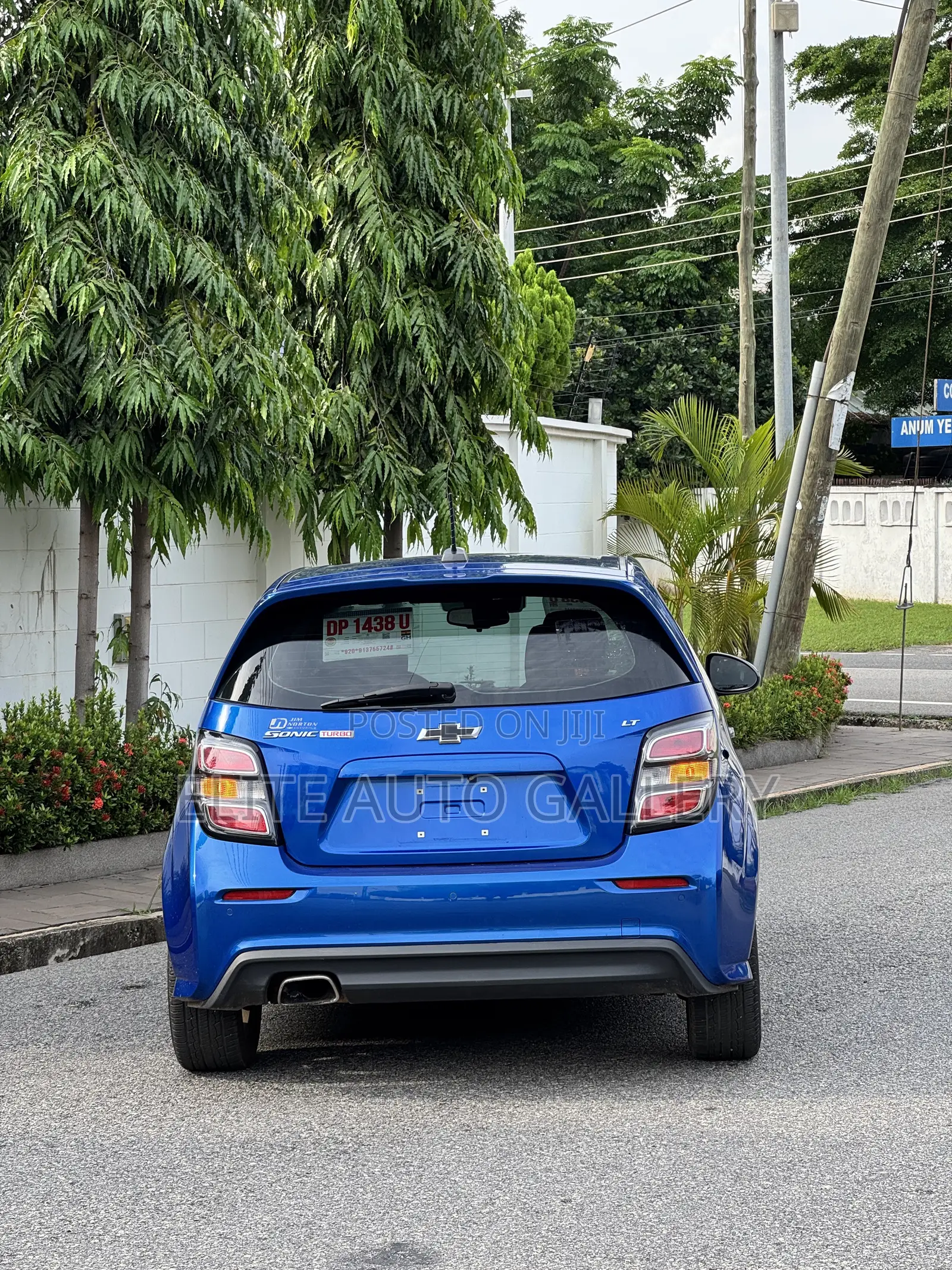 Chevrolet Sonic LT 2018 Blue
