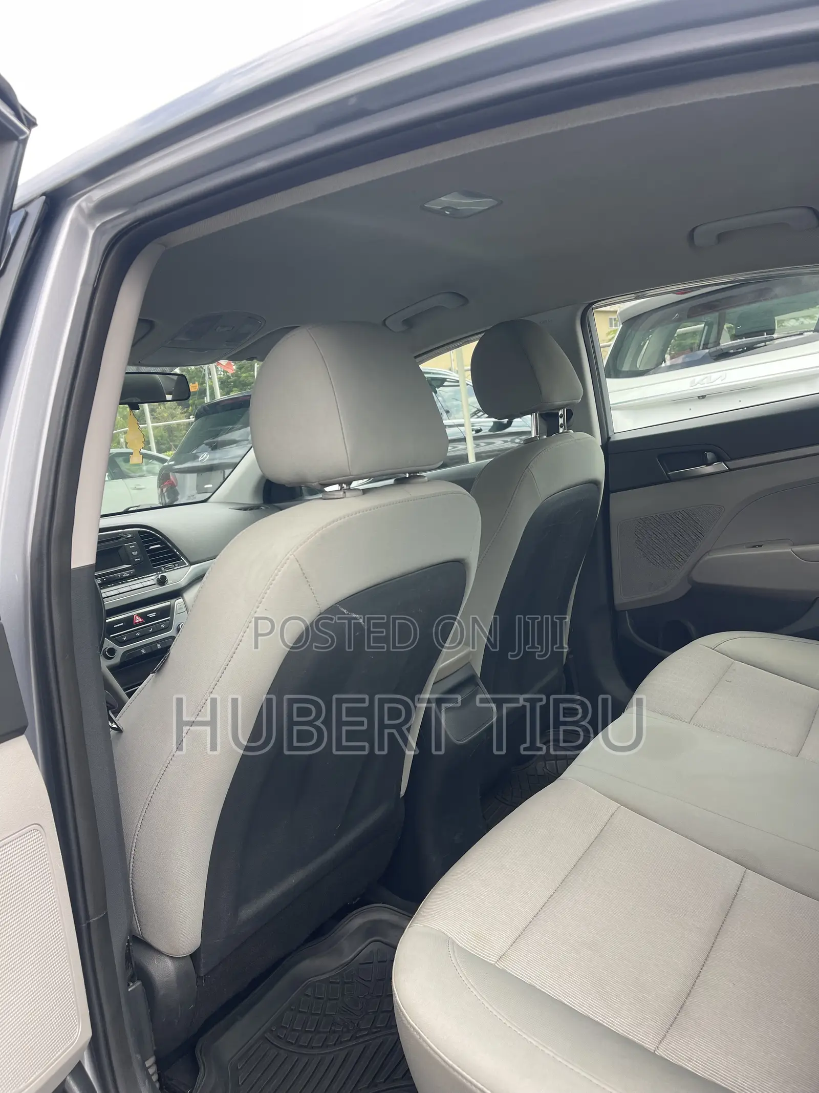 Hyundai Elantra 2016 Silver