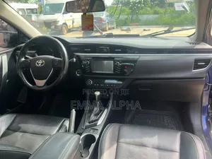Toyota Corolla 2016 Blue