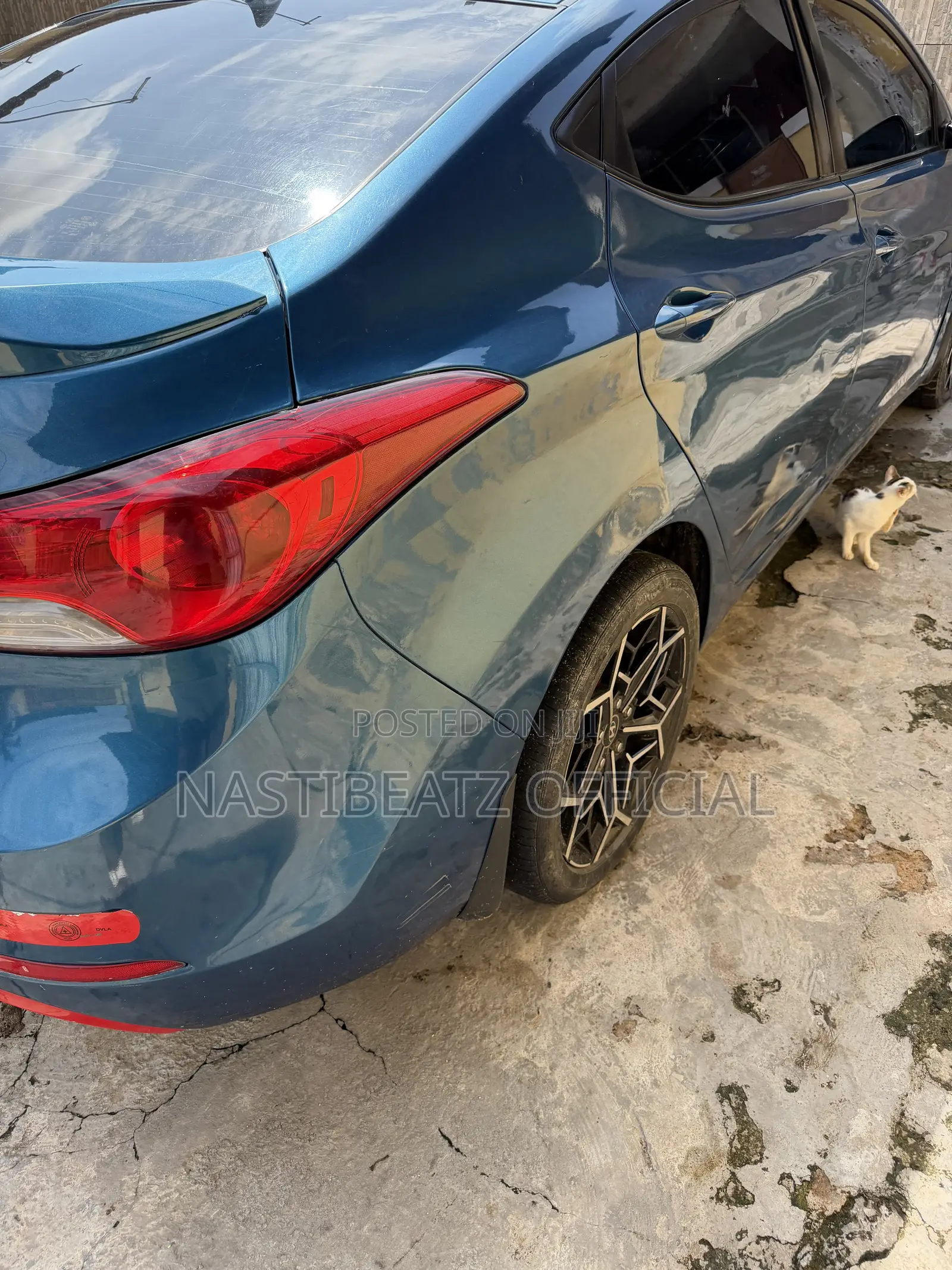 Hyundai Elantra Limited Sedan FWD (1.8L 4cyl 6A) 2013 Blue