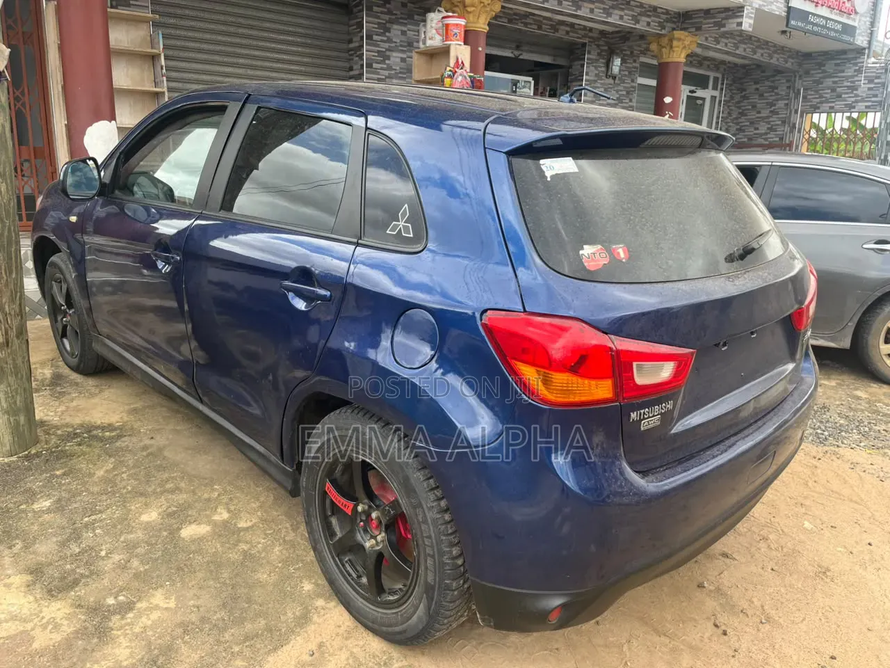 Mitsubishi Outlander 2015 Blue