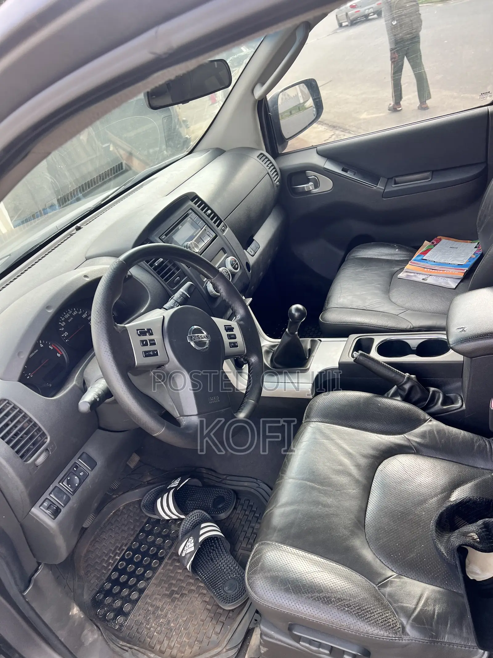 Nissan Navara 2.5 dCi 2012 Gray