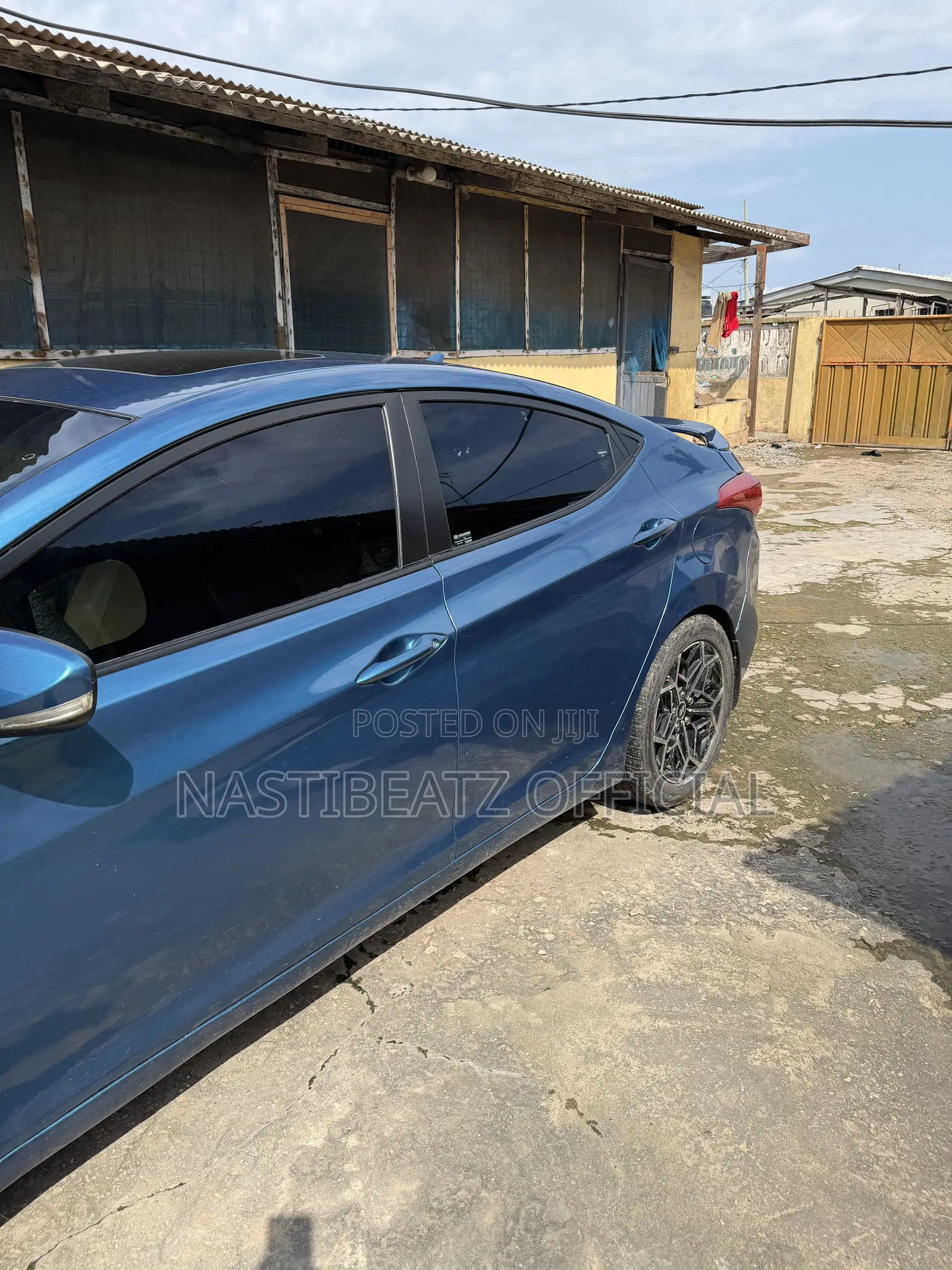 Hyundai Elantra Limited Sedan FWD (1.8L 4cyl 6A) 2013 Blue