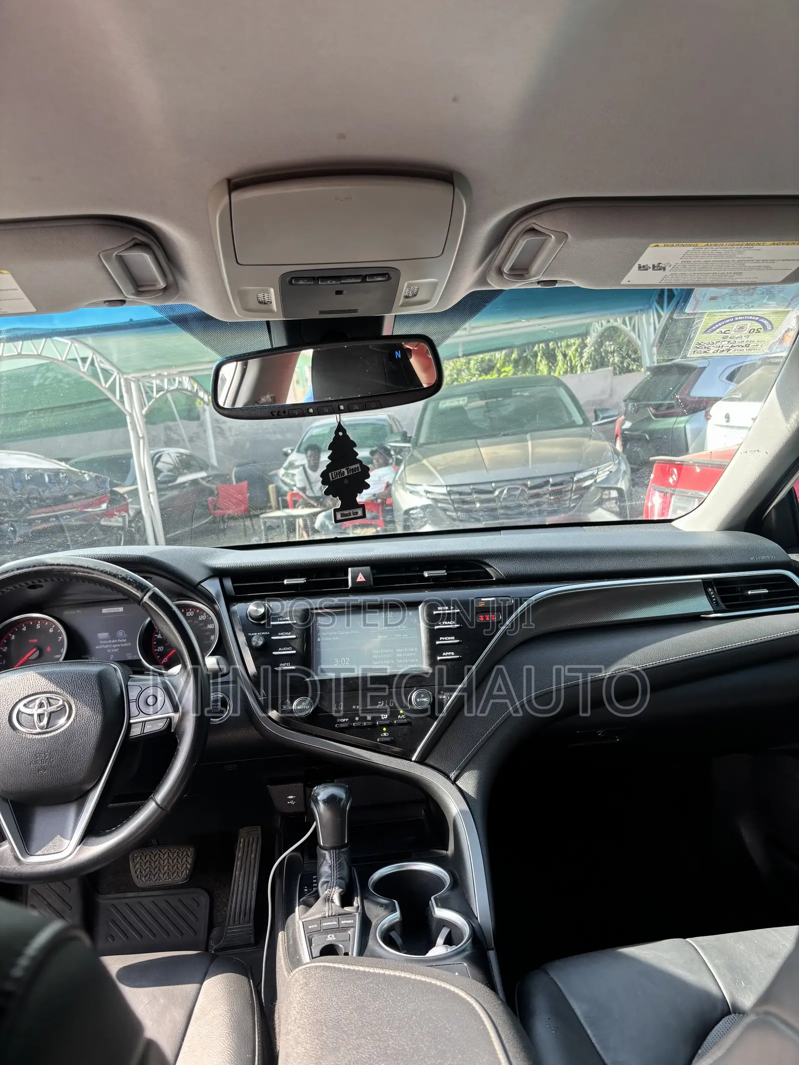 Toyota Camry XSE FWD (2.5L 4cyl 8AM) 2018 White