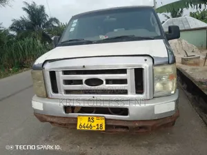 Ford E350 2011 Silver