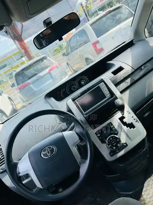 Toyota Voxy 2010 Black