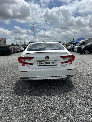 Honda Accord Sport 2018 White