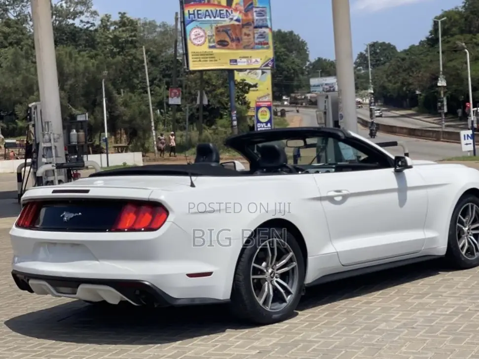 Ford Mustang EcoBoost Convertible 2018 White