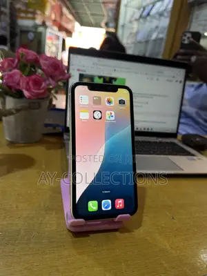 Apple iPhone 11 64 GB White