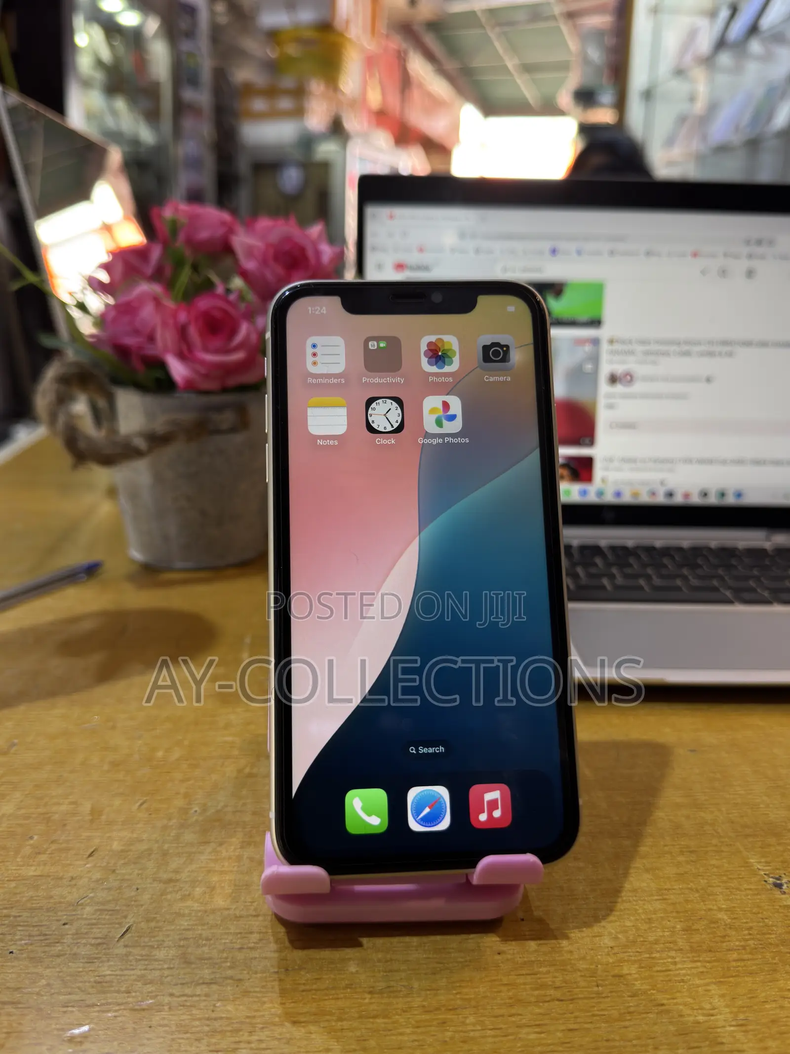 Apple iPhone 11 64 GB White