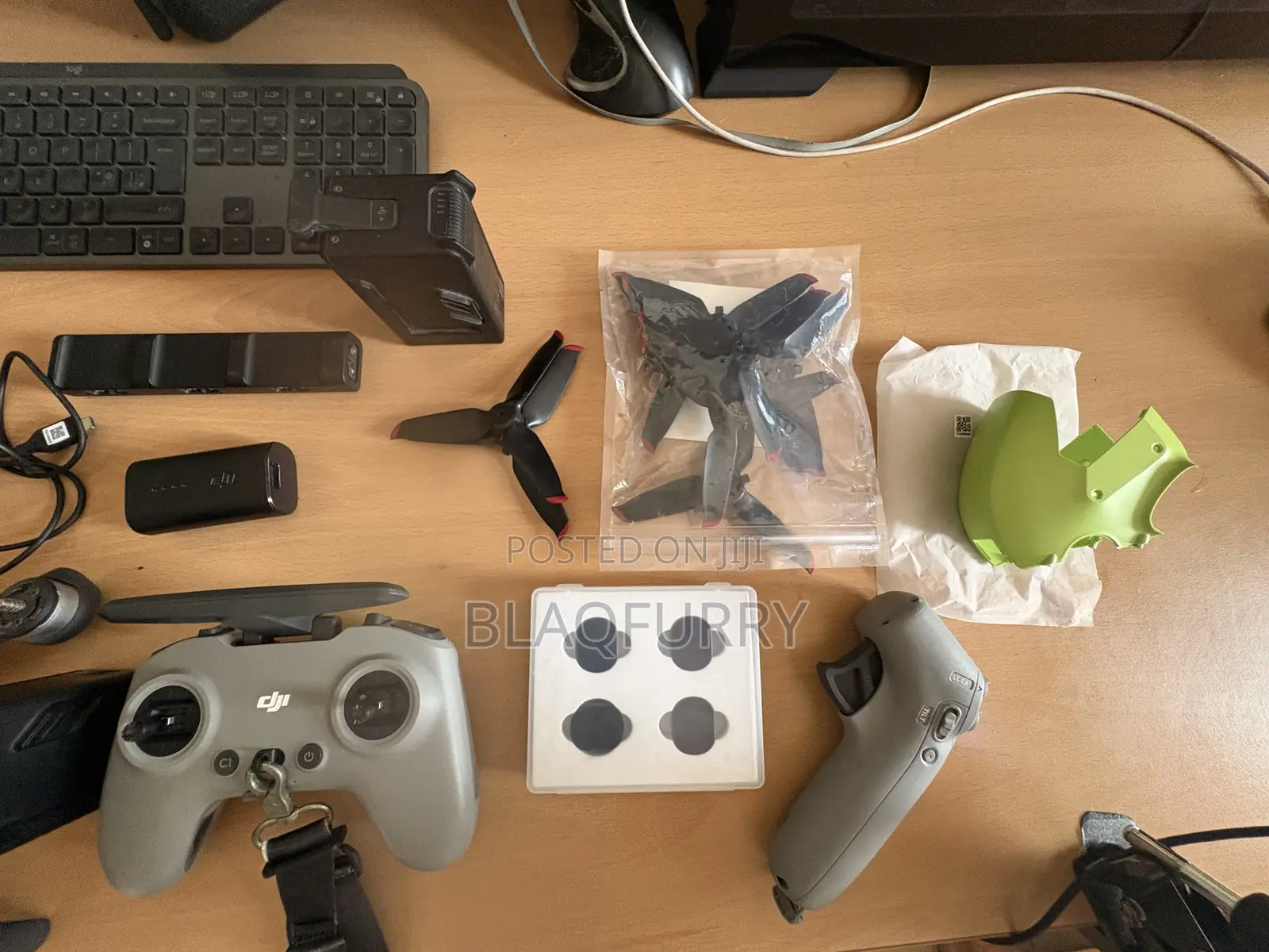 Dji FPV Combo + Fly More Kit + Full Accessories (Neatly Used)