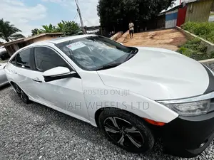 Honda Civic Touring 4dr Sedan (1.5L 4cyl) 2016 White