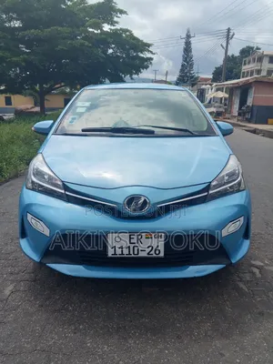 Toyota Vitz 2016 Blue