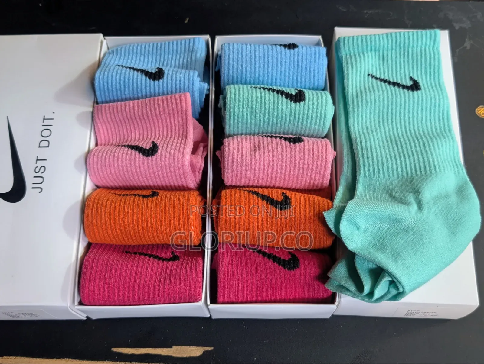 Nike Socks (Multiple Colors)- 5 Pairs in a Pack