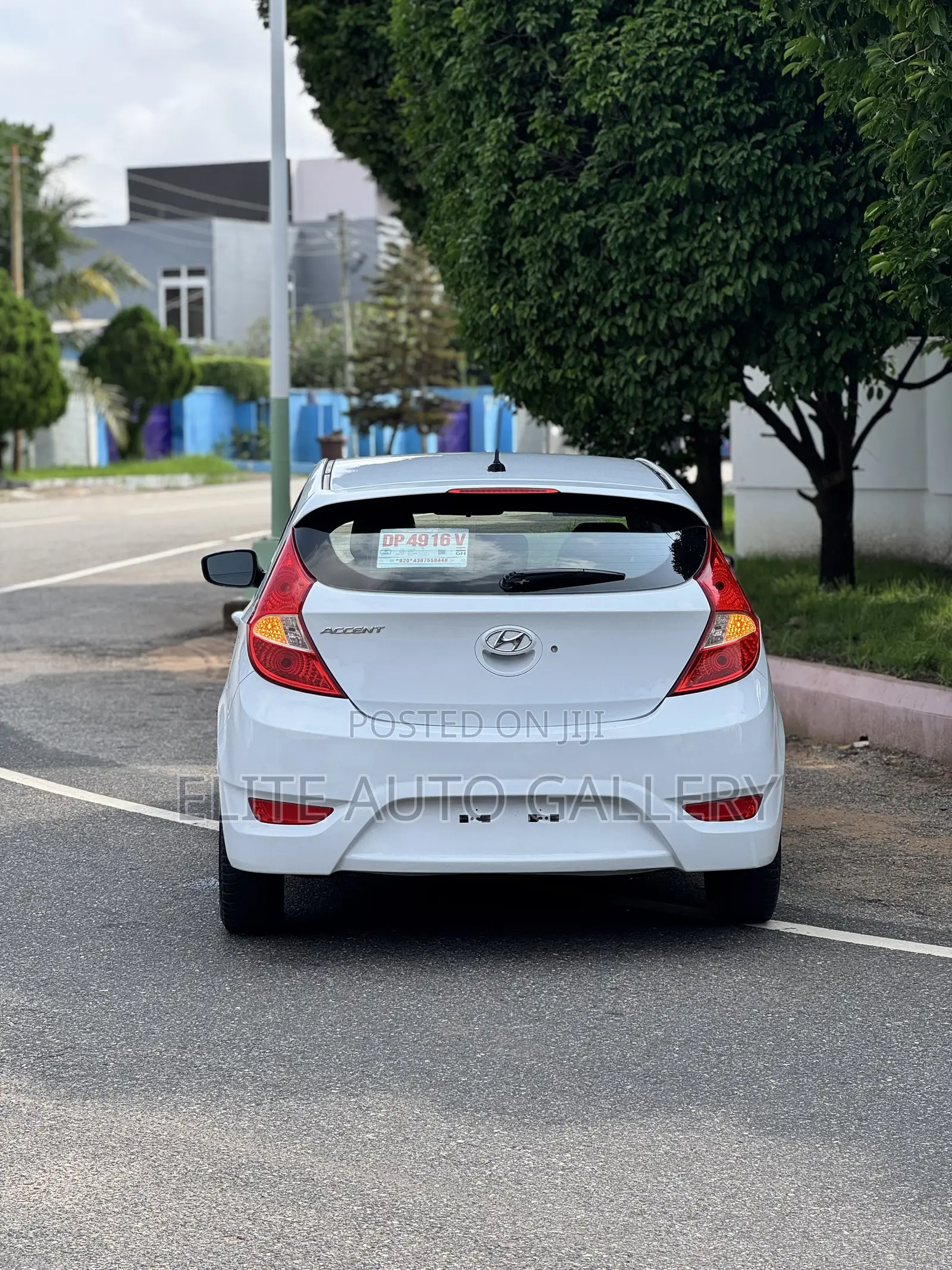 Hyundai Elantra ECO Sedan FWD (1.4L 4cyl 7A) 2017 White