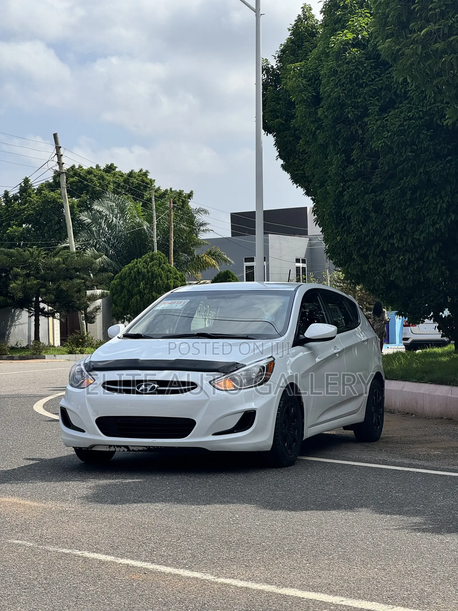 Hyundai Elantra ECO Sedan FWD (1.4L 4cyl 7A) 2017 White