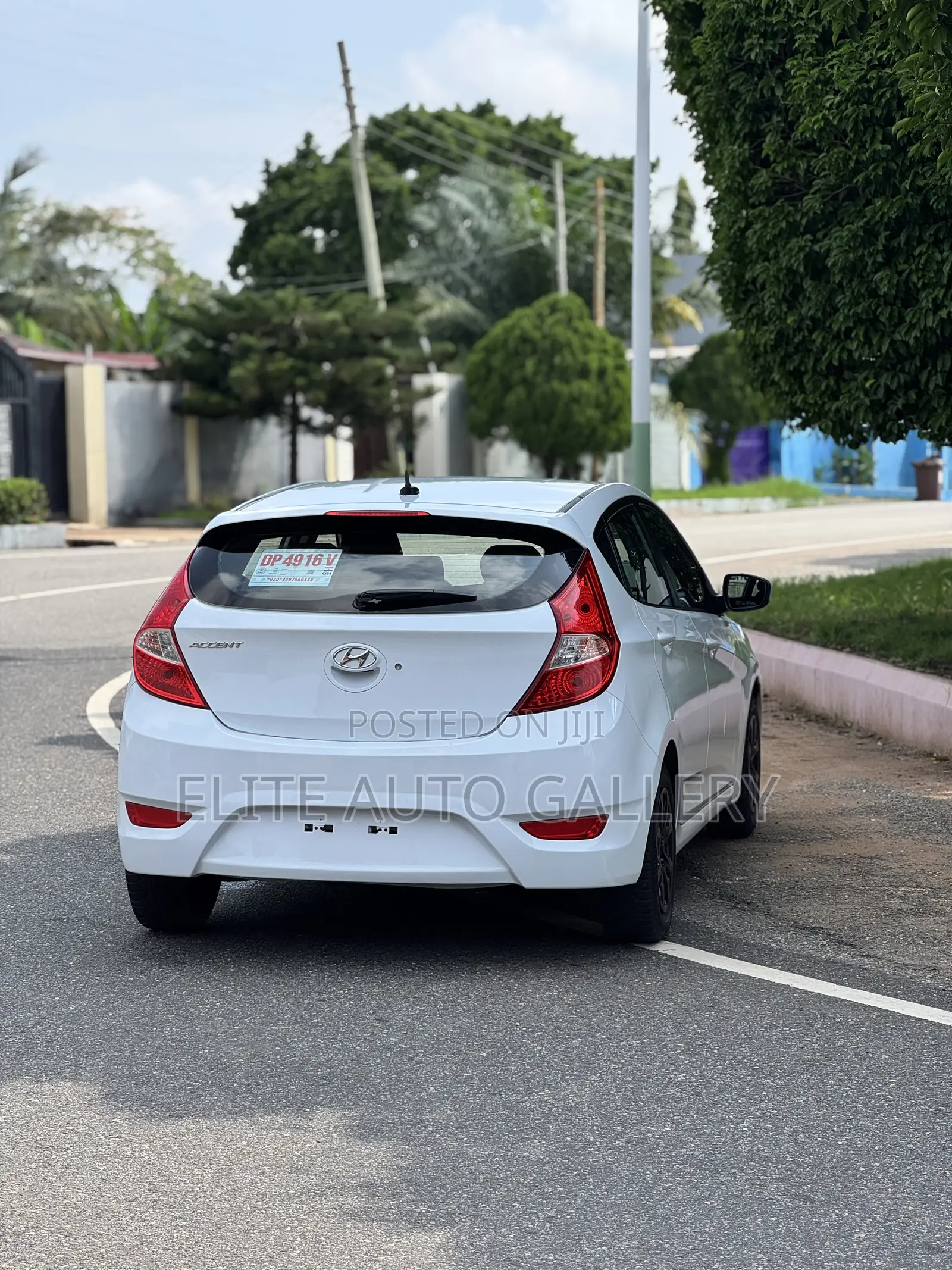 Hyundai Elantra ECO Sedan FWD (1.4L 4cyl 7A) 2017 White