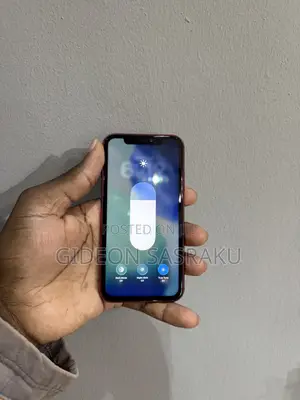 Apple iPhone 11 64 GB Red