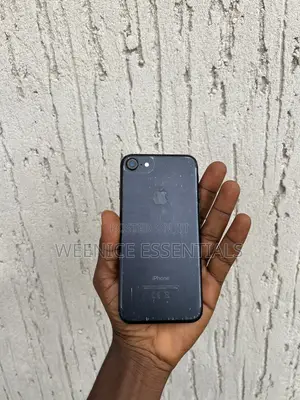 Apple iPhone 7 32 GB Black