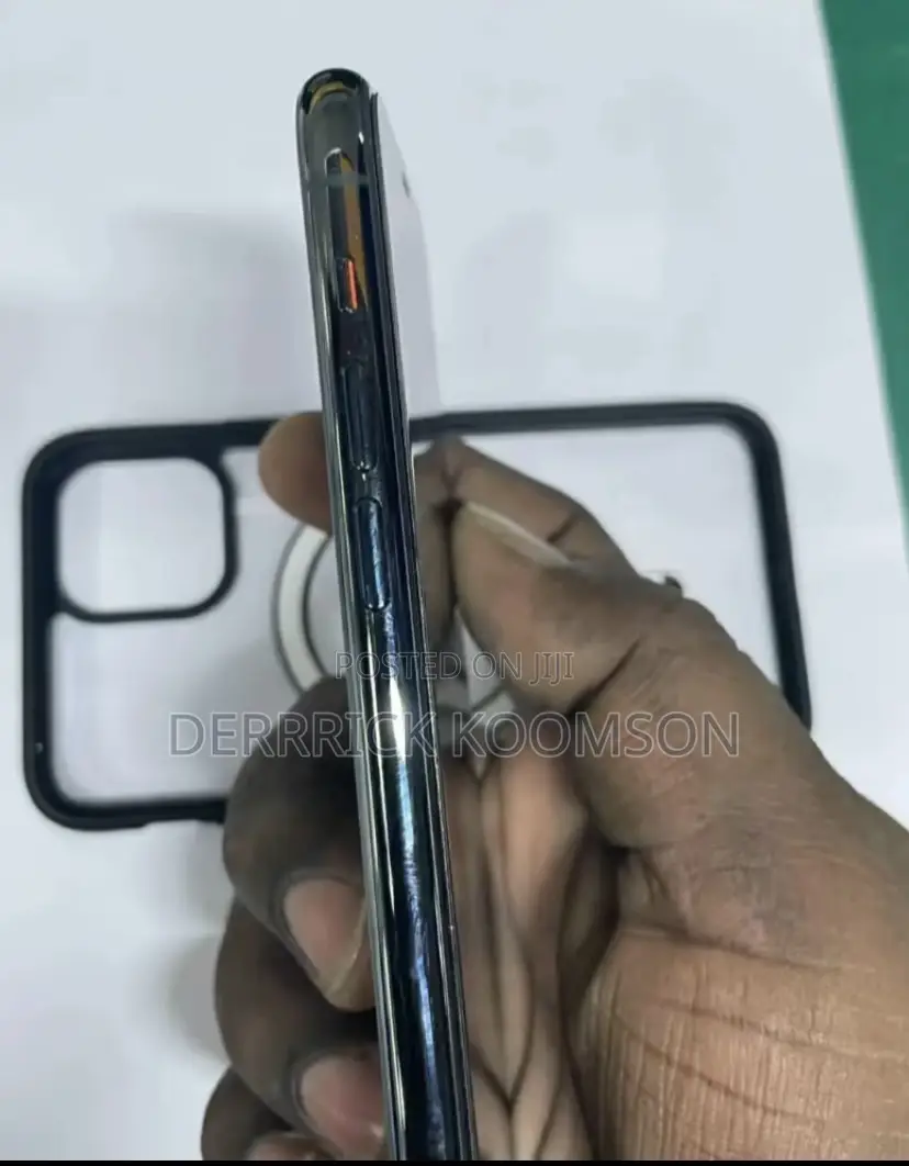 Apple iPhone 11 Pro 64 GB Gray