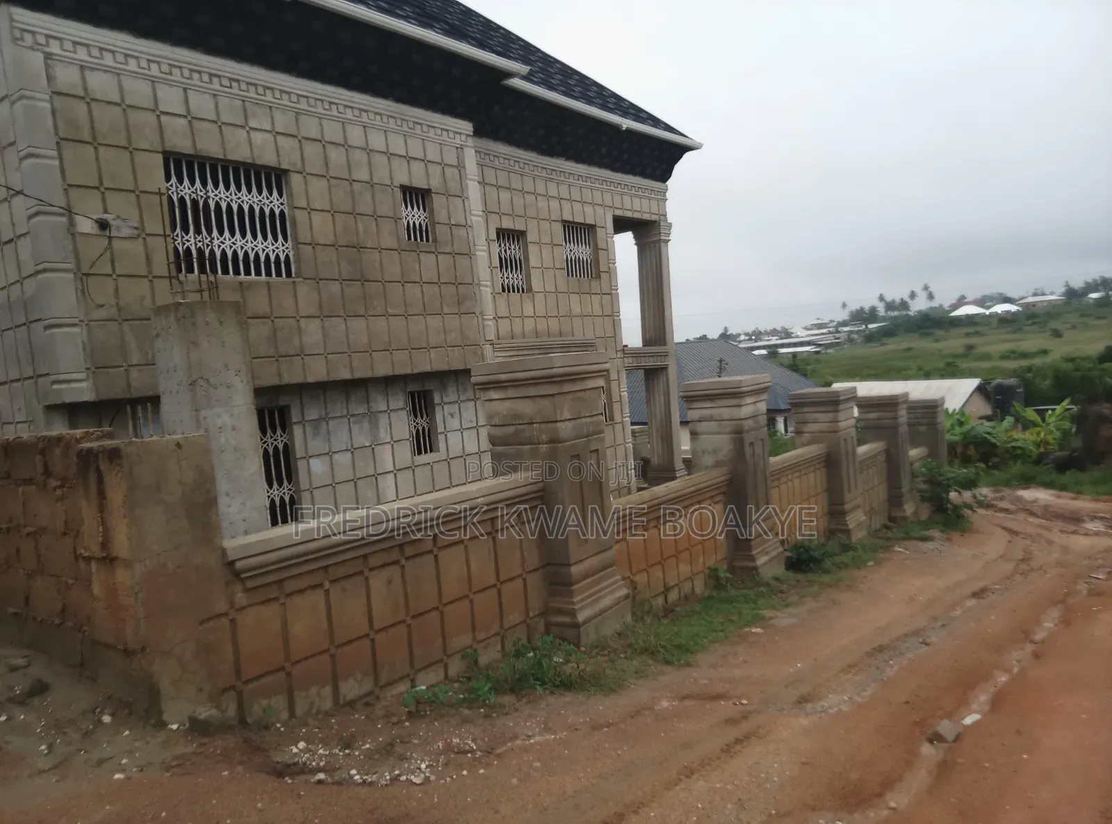 5bdrm House in Brother K Estate, Kumasi Metropolitan for sale