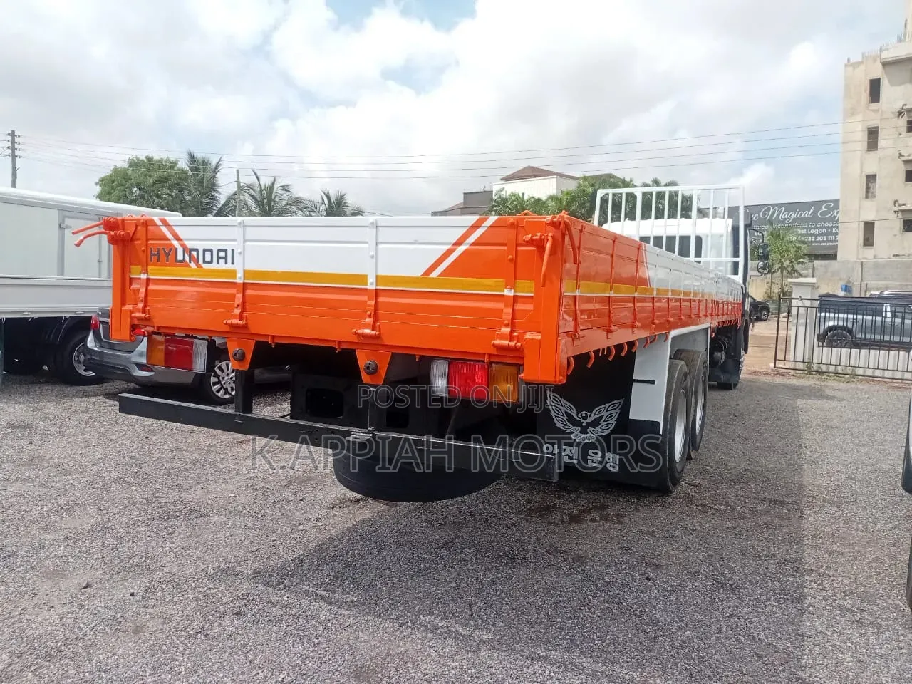 Hyundai 11.5 Ton Truck