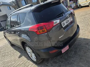Toyota RAV4 Limited 4dr SUV (2.5L 4cyl 6A) 2014 Black