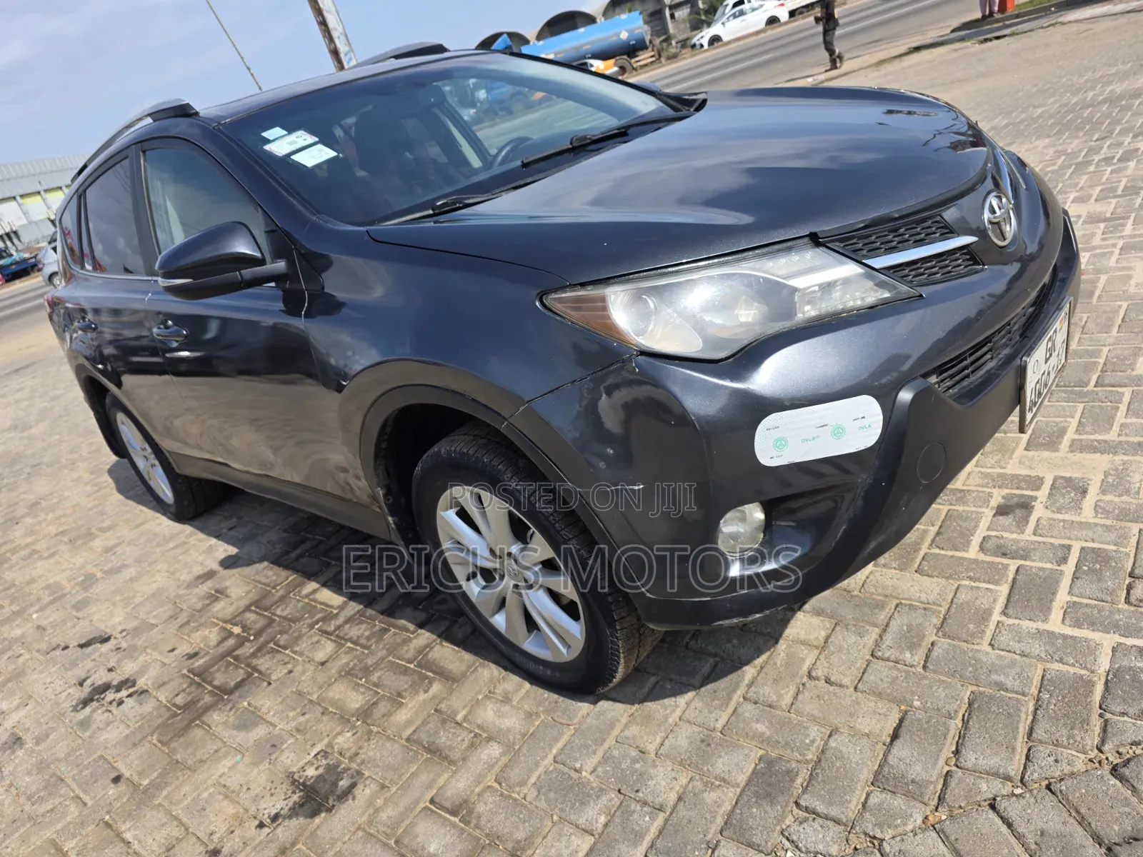 Toyota RAV4 Limited 4dr SUV (2.5L 4cyl 6A) 2014 Black
