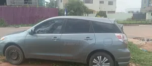 Toyota Matrix Hatchback FWD (1.8L 4cyl 5M) 2009 Gray