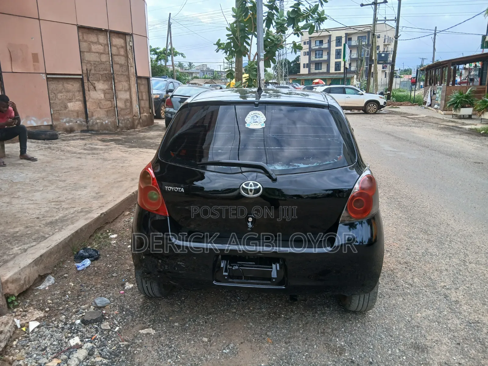 Toyota Vitz 2010 Black